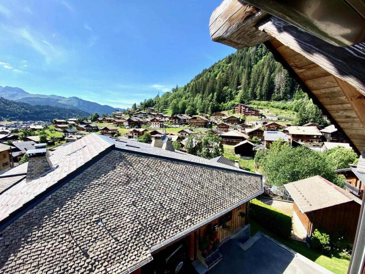 Chalet In Morzine Sleeping 12 With Sauna Exterior foto