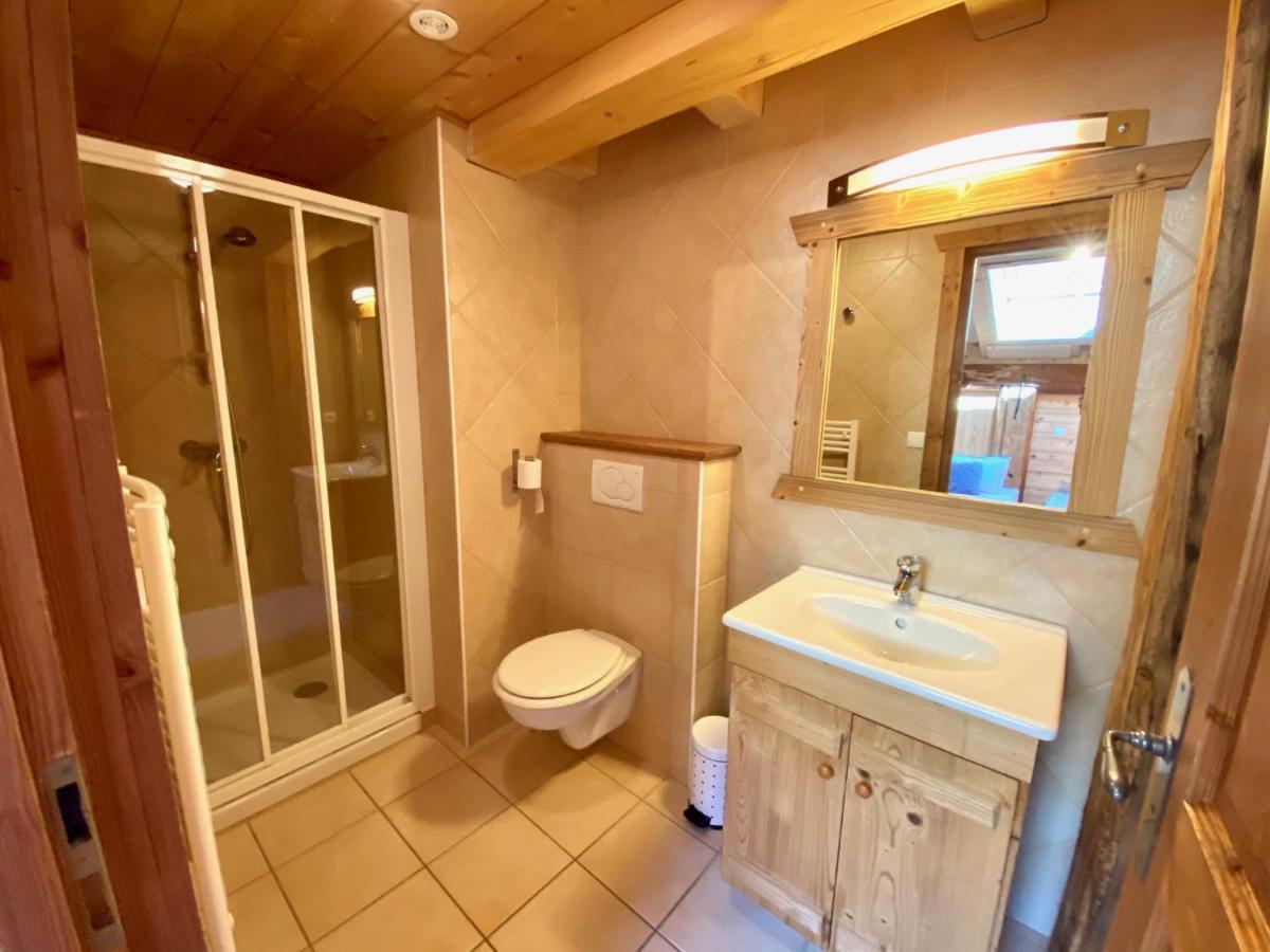 Chalet In Morzine Sleeping 12 With Sauna Exterior foto